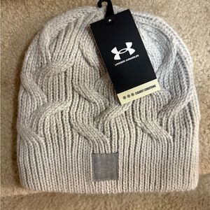 Under Armour Light Gray Cable Knit Beanie